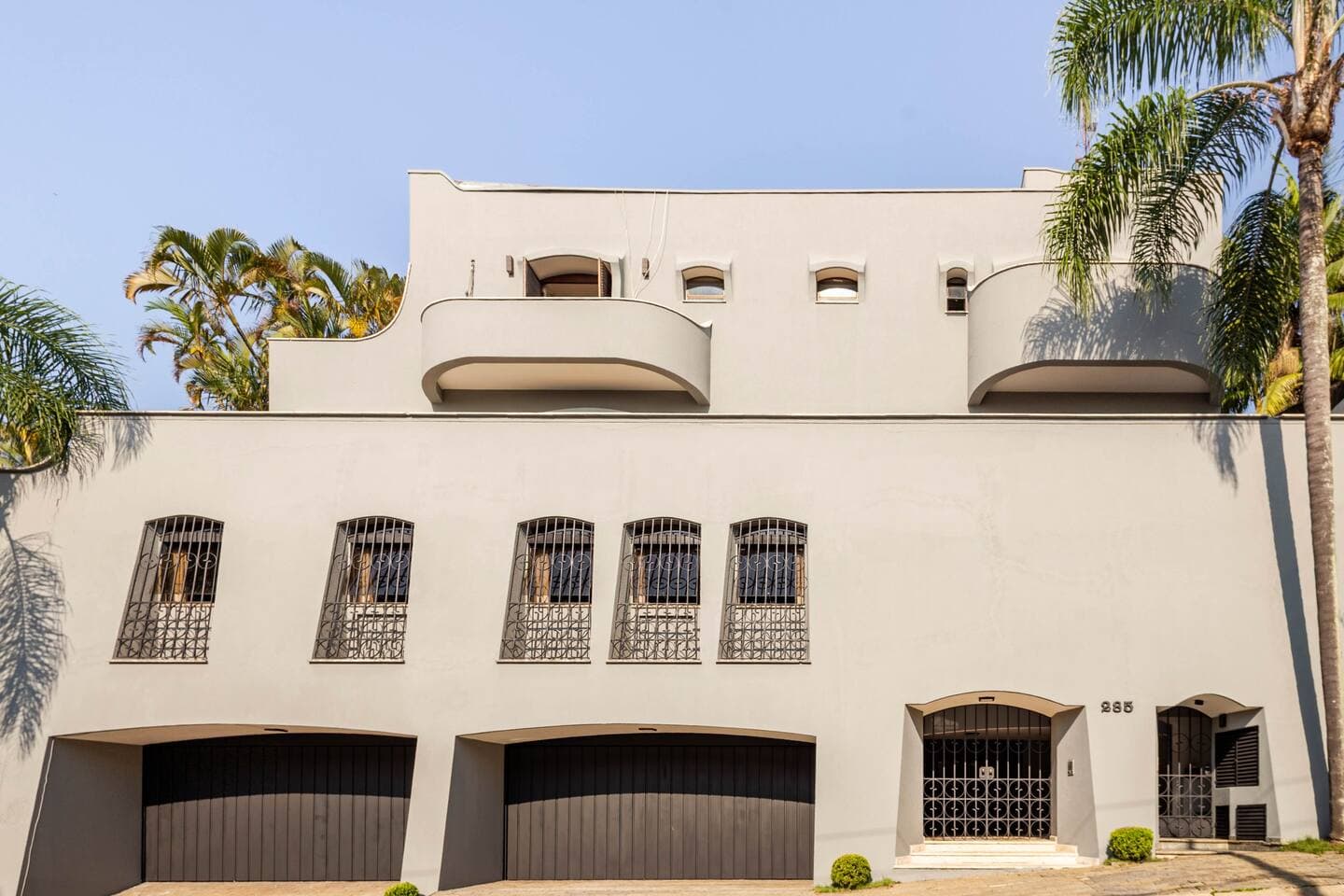 Mansão Jardim Guedala